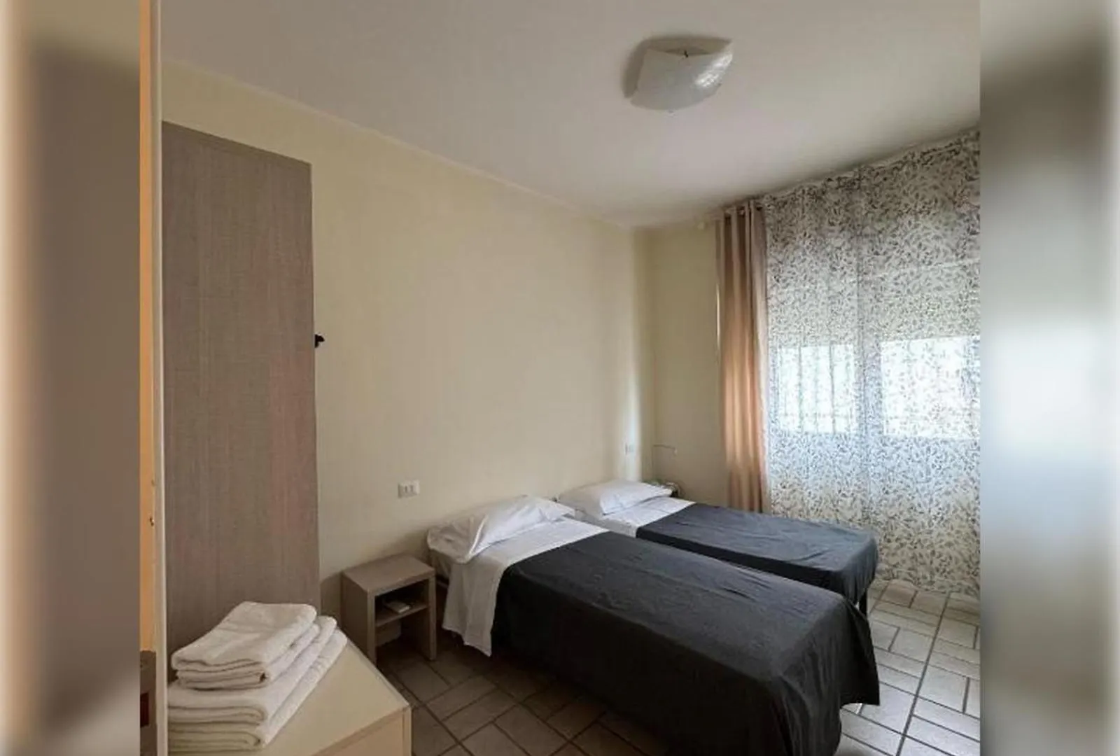 Hotel Cimarosa ريتشيوني